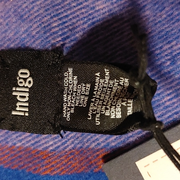 NWT Indigo Soft Plaid Blanket Scarf - Picture 10 of 10